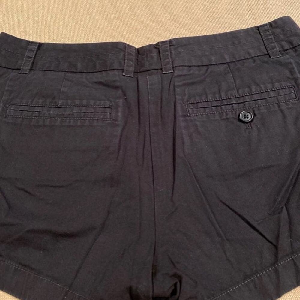 Size 8 J. Crew Chino Shorts - Picture 6 of 8